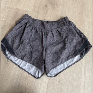 Lululemon Hotty Hot Short II *Long 4" Low Rise Heather Lux Multi Black